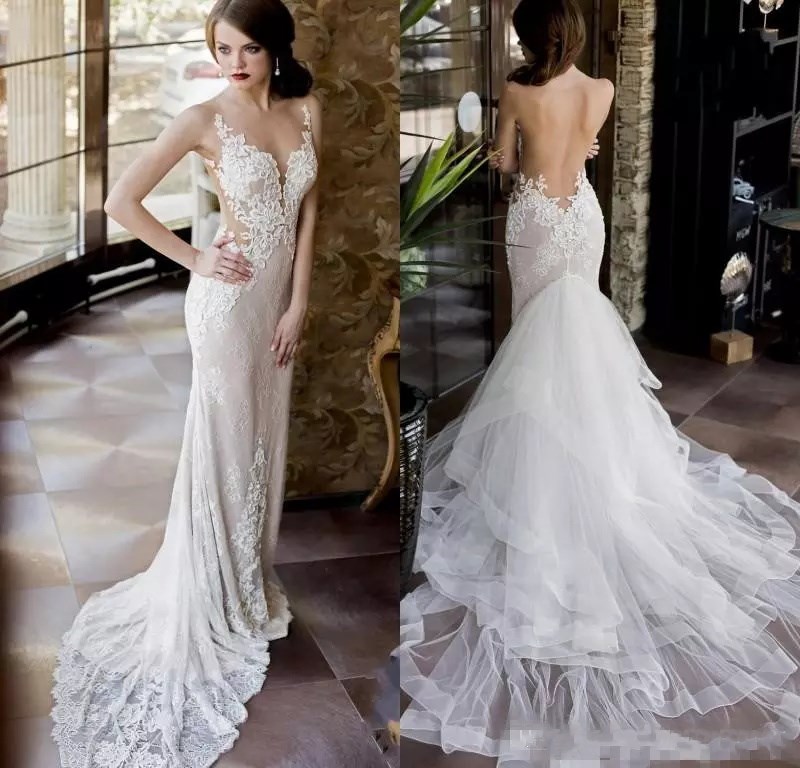

Vintage Mermaid Wedding Dresses with Detachable Train Bridal Gowns Lace Backless Sexy Plunging Neckline New Arrival Wedding Dress, Same as image