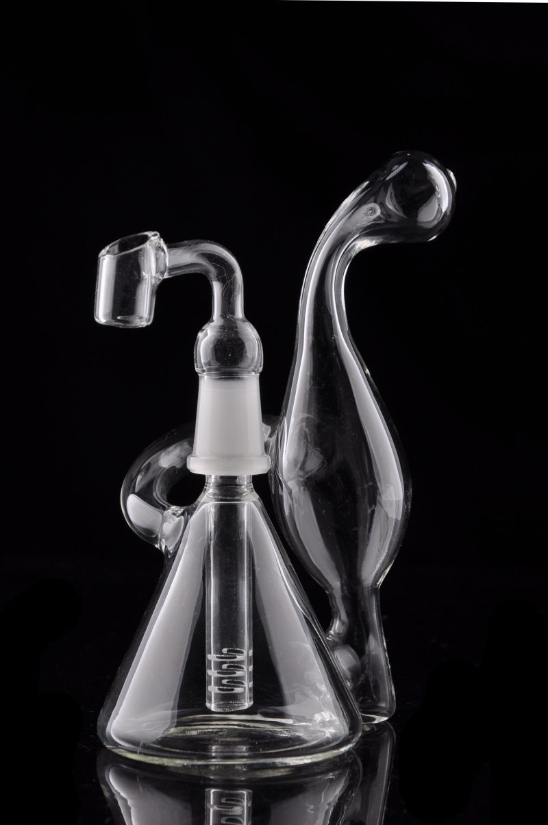 Recycler hookahs Amazing Recycle rconcentrated oil rigs oil dabbers Glass bongs for 14mm joint size in stock-image-378096140