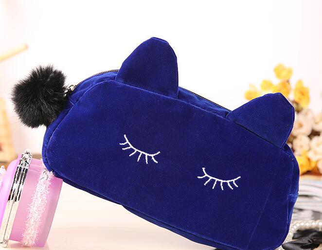

Portable Cartoon Cat Coin Storage Case Travel Makeup Flannel Pouch Cosmetic Bag