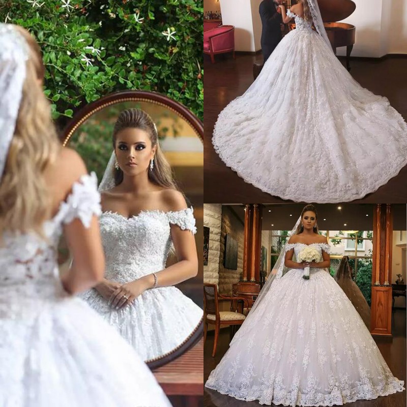 

Arabic Dubai Lace Off Shoulder Ball Gown Wedding Dresses 2017 Elegant Appliqued Cathedral Long Train Bridal Bridal Gowns Custom EN9264, Champagne