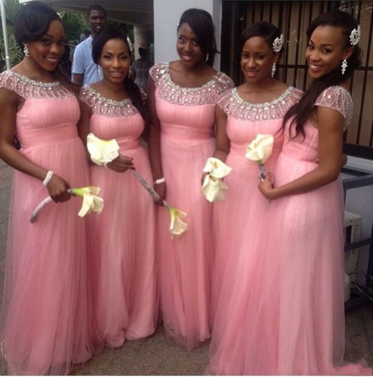

Pink Long Bridesmaid Dresses with Crystal Beaded A Line Ruffles Cap Sleeve Vestidos Fashion Elegant Formal Gowns Party Gowns