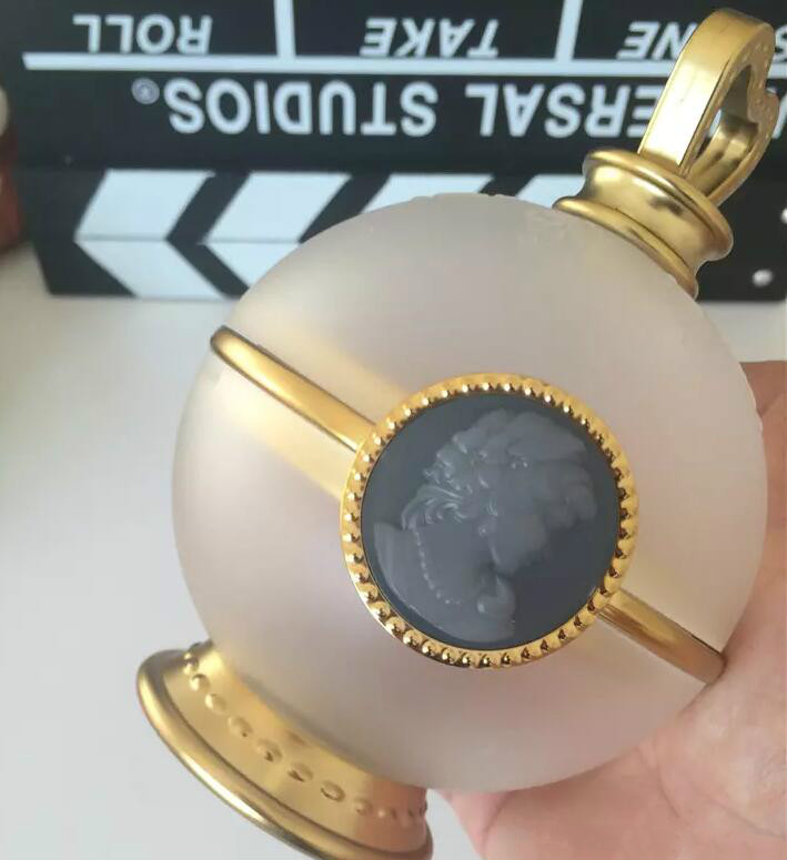 

2021 LES MERVEILLEUSES LADUREE LIMITED EDITION POT FOR FACE COLOR ROSE POWDER BLUSH HOLDER Beauty Cosmetics Makeup Blender With Retail box