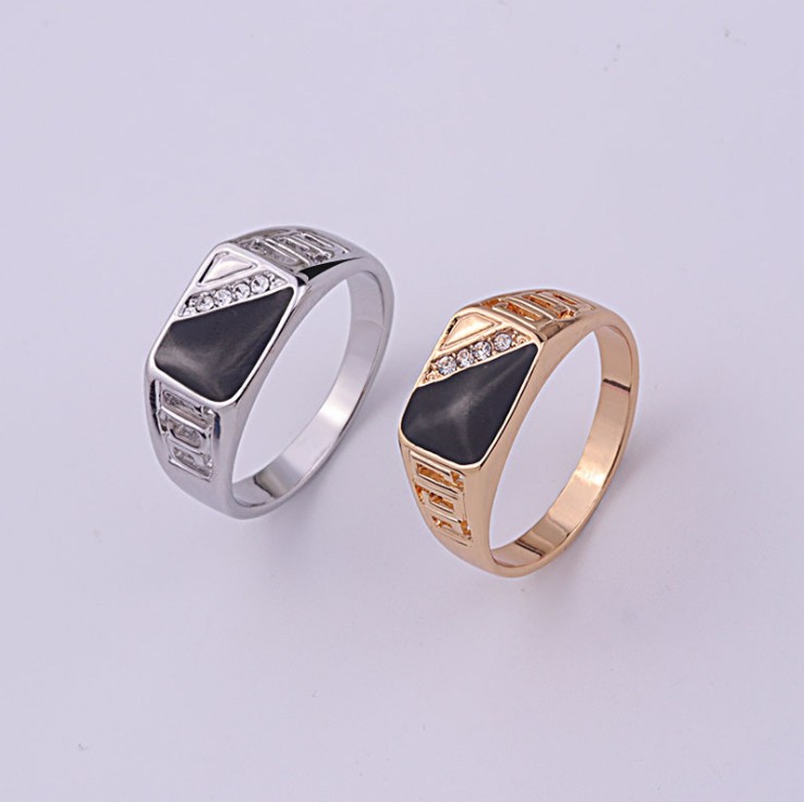 

New Fashion jewelry 925 Silver Simple Opal ladies Retro punk ring Fit Pandora Cubic Jewelry creative explosion triangle oil men's ring