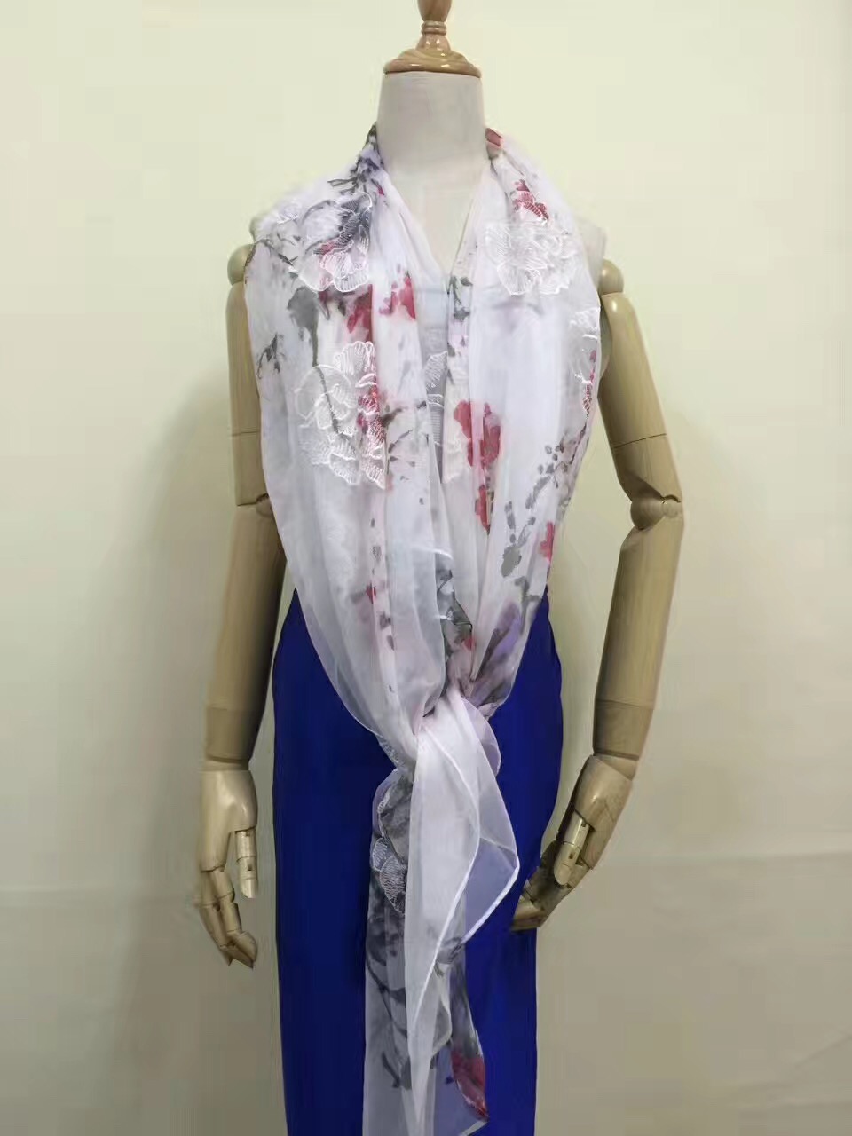 

New Vintage chiffon Silk embroidery Scarf Flowers Pattern Neckerchiefs 180CM*110CM 10pcs/lot #4042