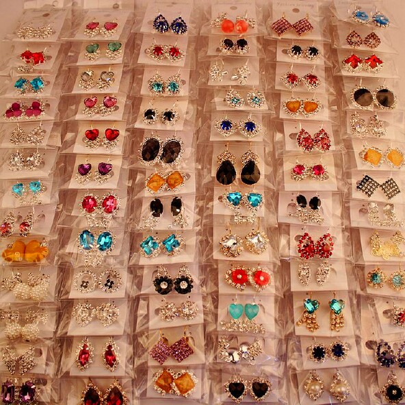 

Fashion Top Quality New 100 Styles Diamond Earrings Pearl Earrings Buckle Jewelry For Women Wedding Earrings Stud Mixed Pair