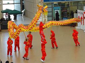 

Chinese DRAGON DANCE size 4# 6m adult Gold 4 player ORIGINAL Chinese Folk mascot costume china special culture holiday party, Yellow