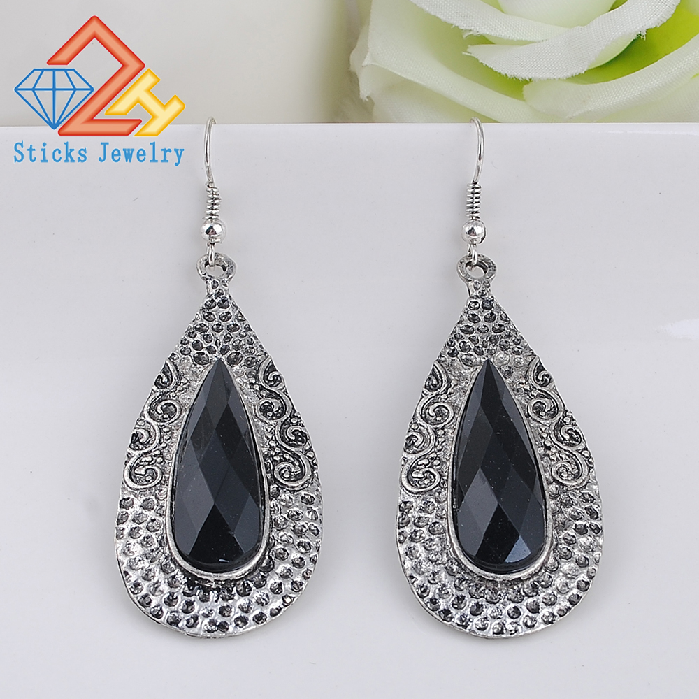 

Charn Vintage Earrings Eco-Friendly Zinc Alloy Drop-Shaped Retro Earrings