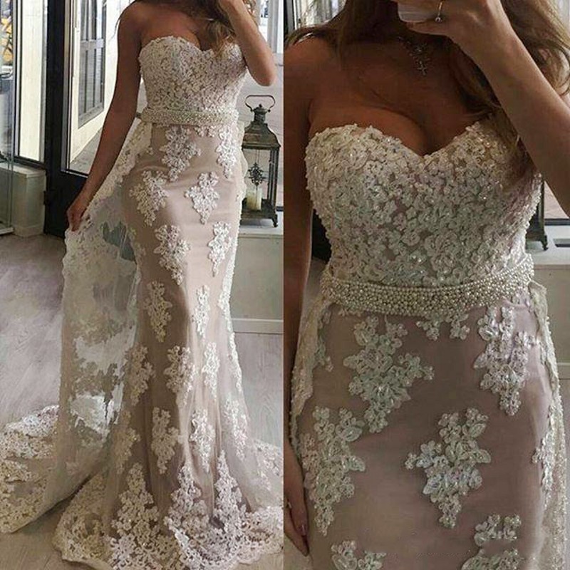 

Retro Lace Sweetheart Wedding Dresses Appliques Beaded Sweep Train Mermaid Bridal Gowns 2018 Spring Summer South African Wedding Vestidos, Silver