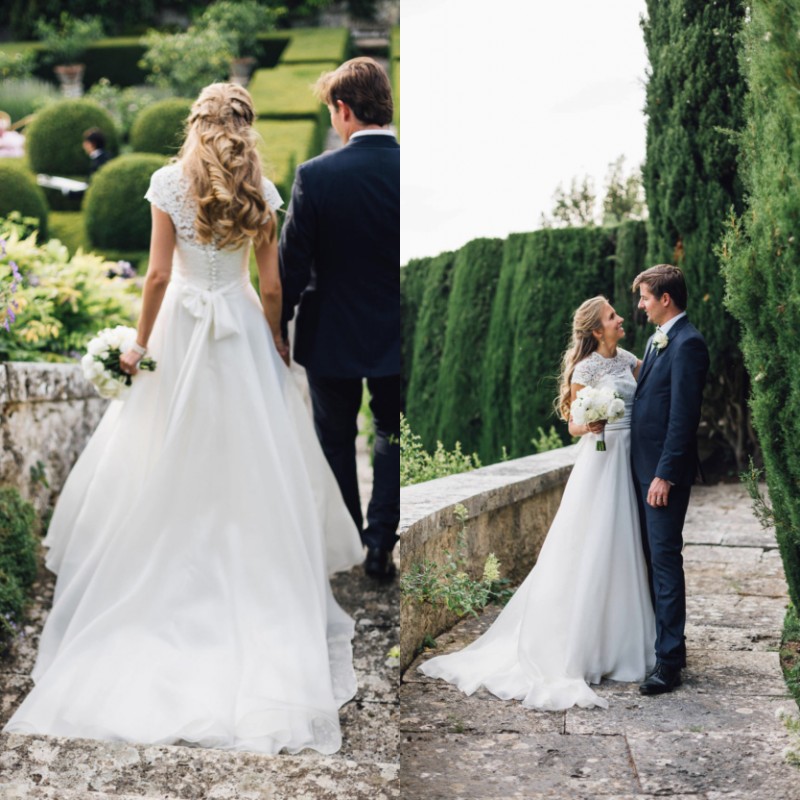 

Country Wedding Dresses A Line Illusion Lace Jewel Neck Short Sleeves Modest Bridal Gowns with Sash and Sweep Train Custom Made, White