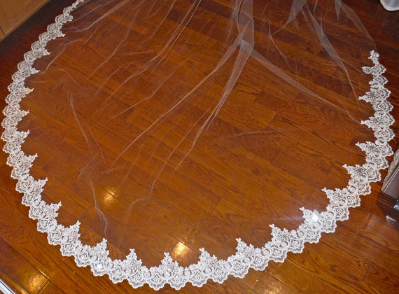 

New Arrival Cathedral Length One Layer Wedding Veil Lace Edge Bridal Veil Bridal Veil tulle, White