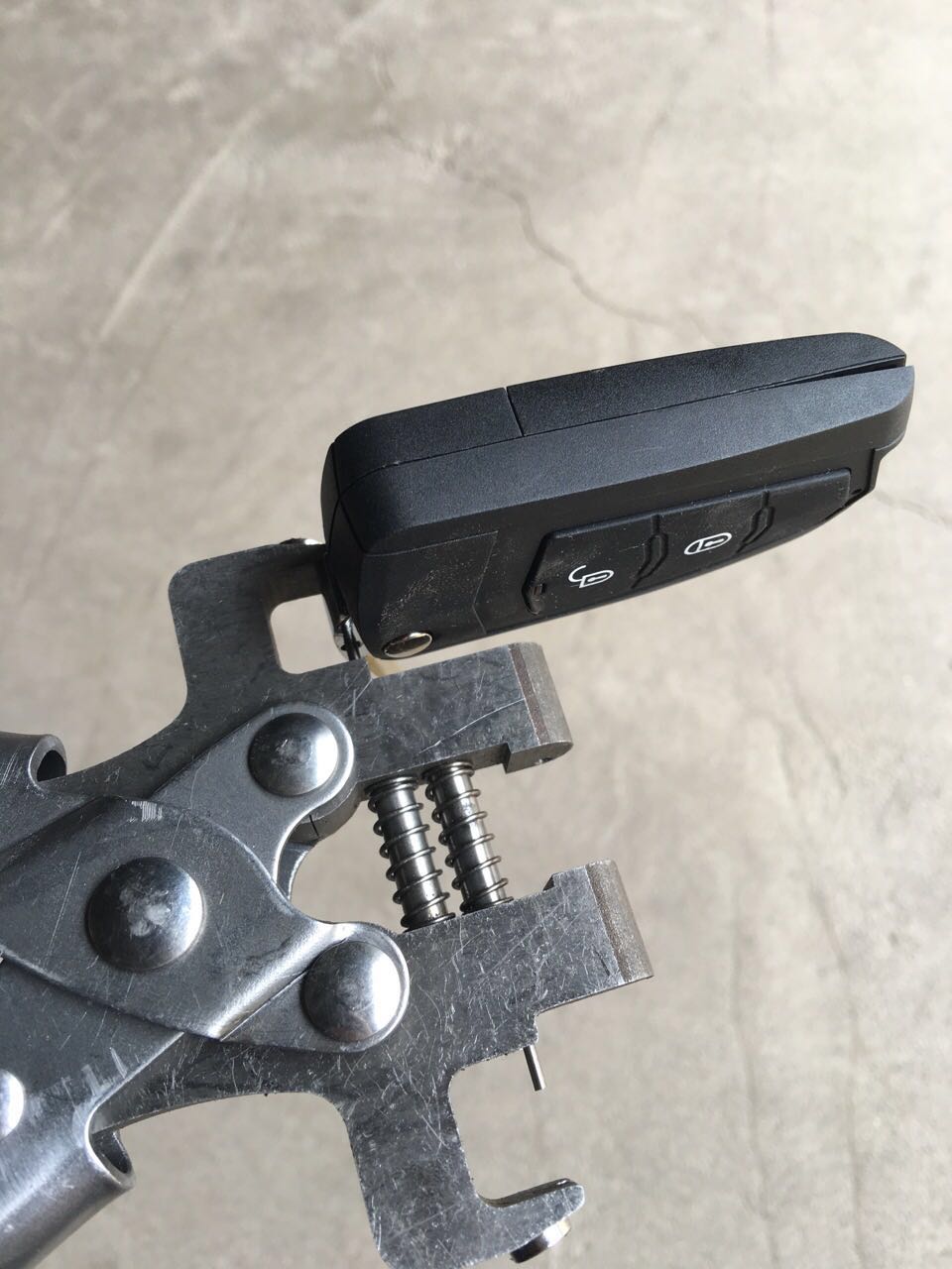 

auto pick locksmith tools detachable connecting pliers for car remote control