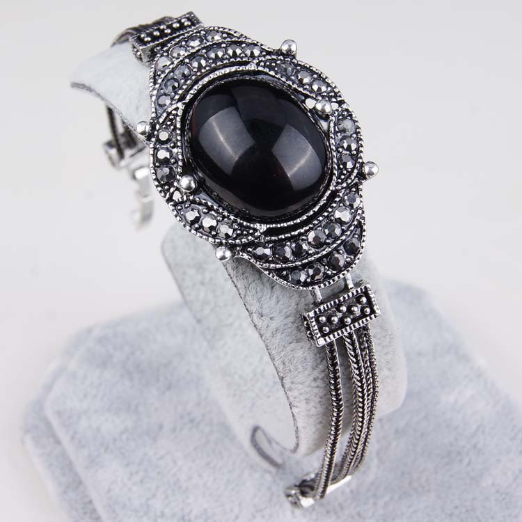 

2016 hot new fashion Bohemian style retro big gemstones exaggerated bracelet female jewelry spring and summer essential