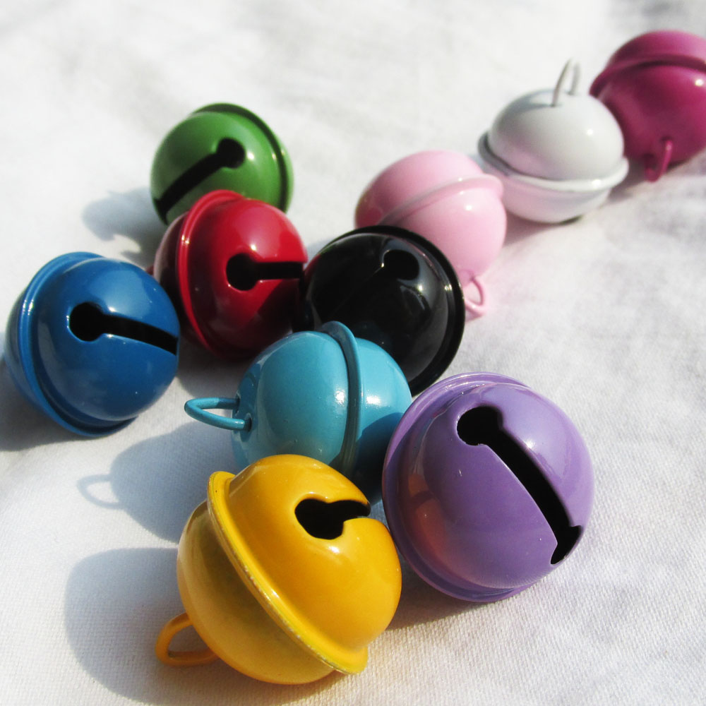 

100pcs/lot sugar colors pet dog bells Cute small ringing bells for small dogs and cats