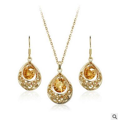 

Classic Retro Water Drop Zircon Gold Plated and Silver Plated Jewelry Set Austrian Crystal Necklace and Earrings