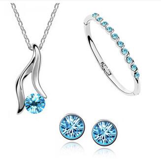 

Fashion 925 Silver Plated Pendant Necklace Austrian Crystal Earrings and Bracelet Women Jewelry Sets Three Color