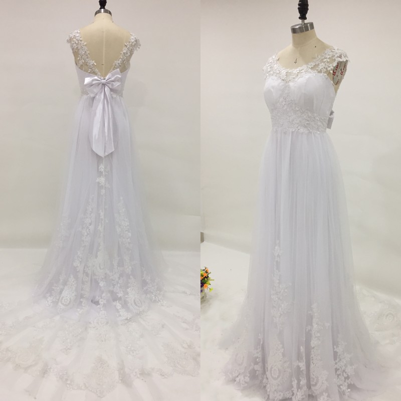 

Real Picture Country Beach Wedding Dress Sheer Neck Lace Appliques Backless Bohemian Bridal Gowns with Bow Sash Court Train, Champagne