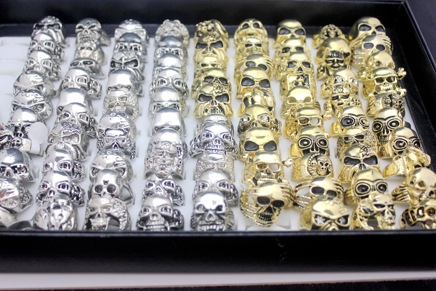

Band Wholesale Colors Skull Carved 24pcs Metal Ring Men Newest Jewelry Ring Gold/Silver Size Biker 7-11 Vintage Lots Dfwec
