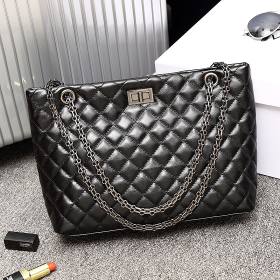 

Hot sales New Style High quality 29cm womens brand imports of PU Fashion leisure handbags Shoulder Bags totes Chains Bags, Black