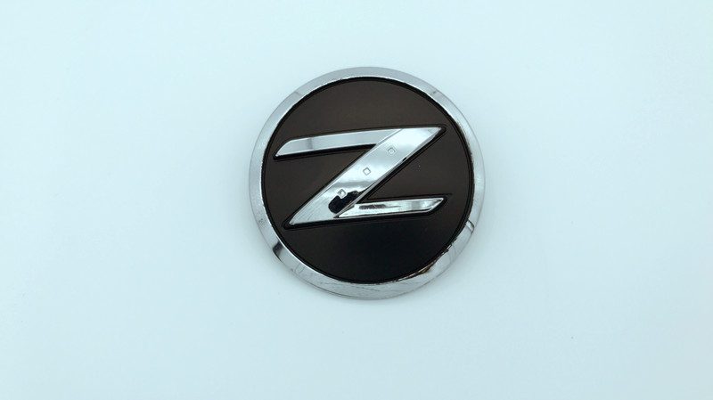 

1pcs Car Chrome Badge Emblem Z for Fairlady 350Z 350ZX 300ZX Z33 Z32 3D Logo Black