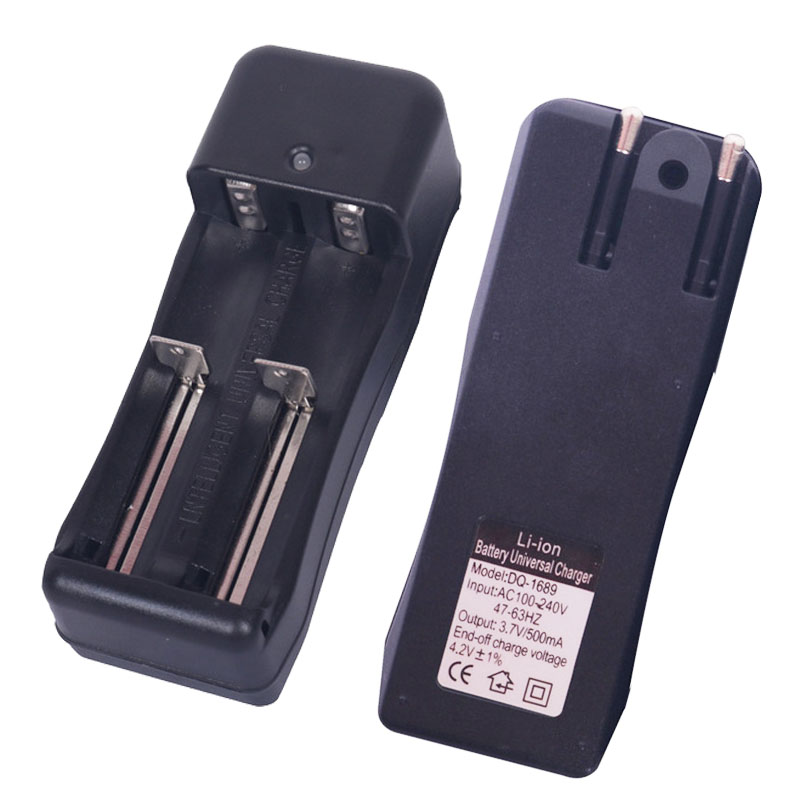 

New Universal 18650 Battery Charger Dual Slot Wall Chargers US Plug Wholesale USB Charging for Rechargeable Li-ion Battery 14500 18350 26650