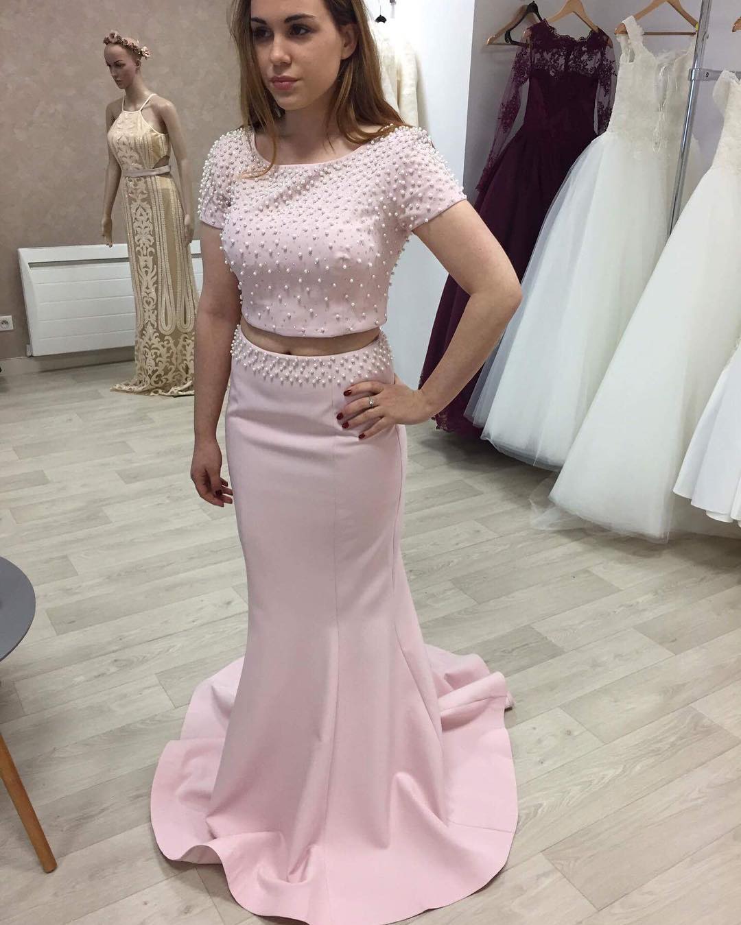 

Two Piece Pink Formal Dresses Scoop Short Sleeve Mermaid Evening Dresses Pearls Beaded Sparkly Evening Party Dresses V Back Graduation Gowns, Orange