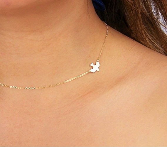 Stylish Soar Dove Bird Necklaces 18k Gold Filled Flying Bird Sideways Pendant Choker Party Gift Idea Delicate Womens Simple Necklaces