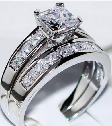 

14K White Gold 2.50ct Princess Man Made Simulation Diamond Engagement Ring, Golden;silver