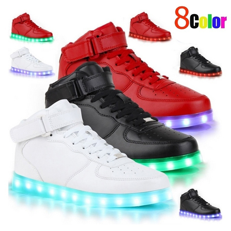 8 couleurs Chargements USB LED Chaussures lumineuses Hommes / Femmes Bottes Cuir étanche Sneakers rougeoyant Lumière pour adulte