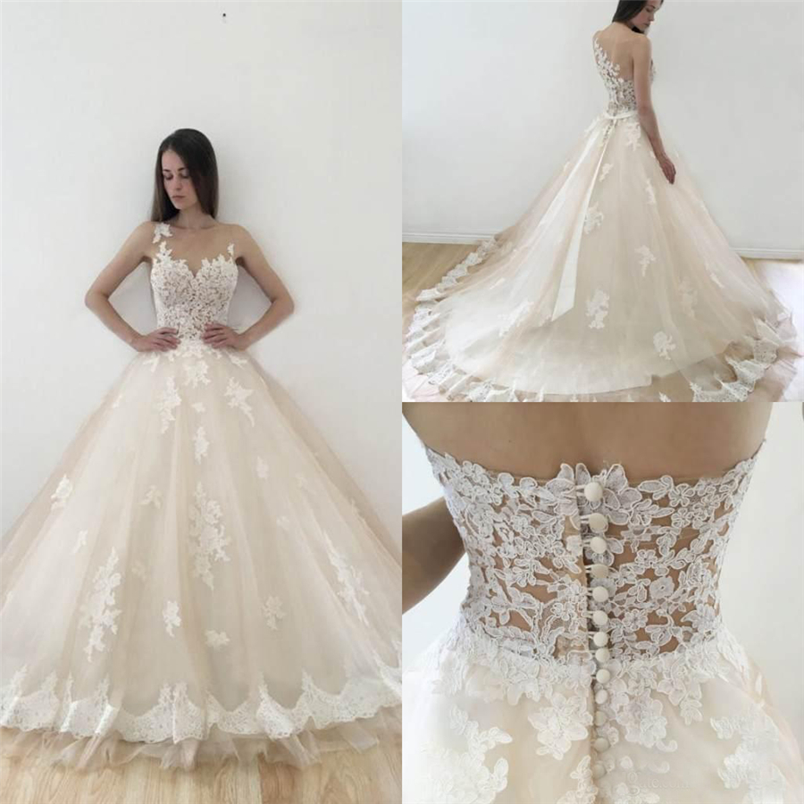 

Vintage Sleeveless Covered Button Long Train Bridal Gowns New Glamorous Illusion Sheer Neck Lace Appliques Ball Gowns Wedding Dresses, White
