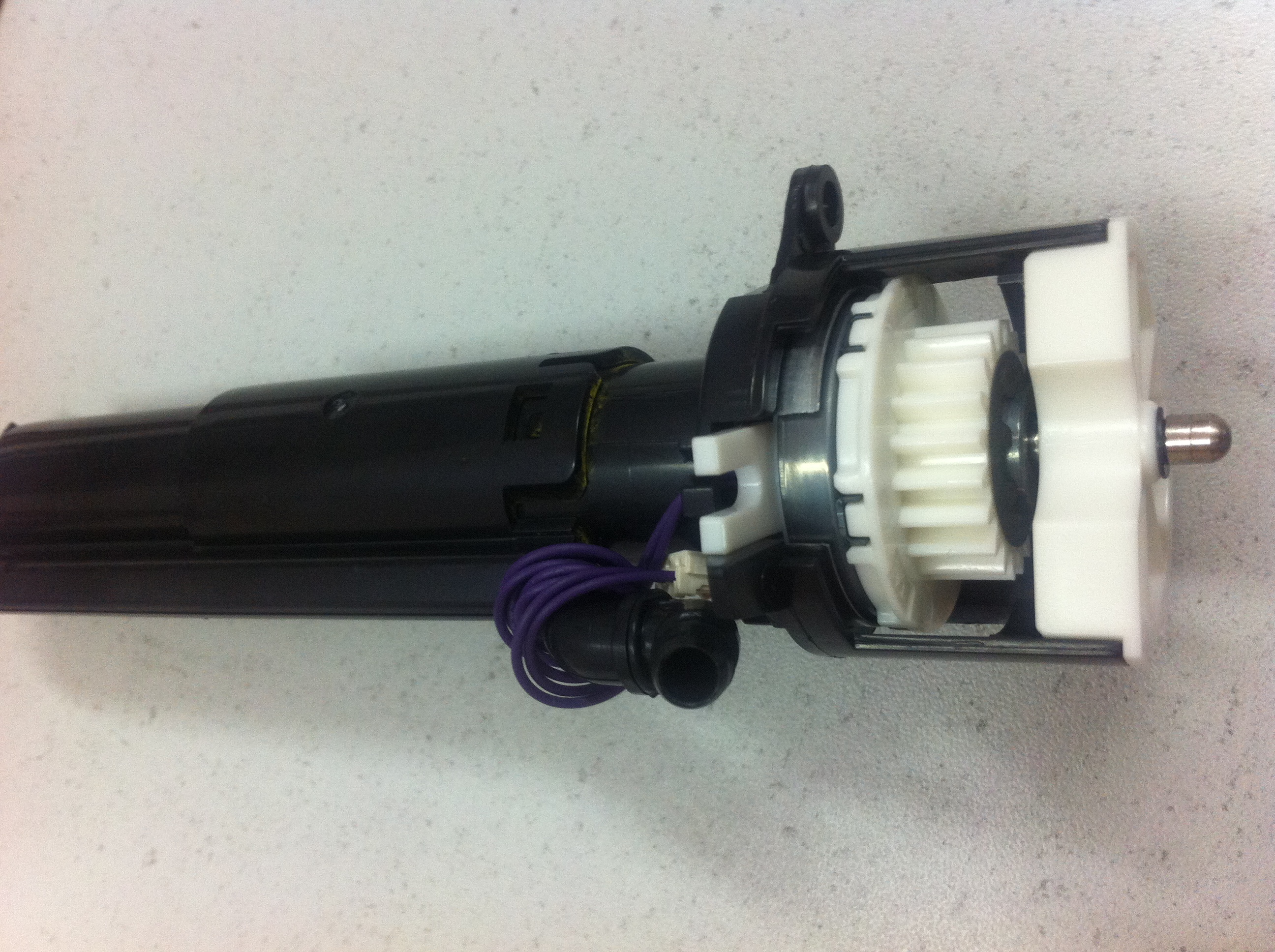 

nice quality toner pump for use in Ricoh MPC 2800/3001/3300/3501/4000/5000/5502/5501 (price is for one piece, 4 colors/set)