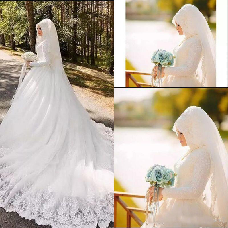 

2017 Muslim Wedding Dresses A Line High Collar Long Sleeve Ivory Full Lace Bridal Gown Longo Train Saudi Arabic Dubai Middle East, Champagne
