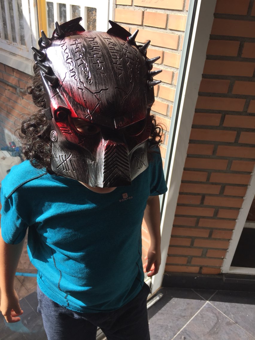 

New Cosplay Quality Costume Ball Aliens Vs Predator AVPR Red Eye Mask Halloween Dance Birthday Party Masquerade --- Loveful