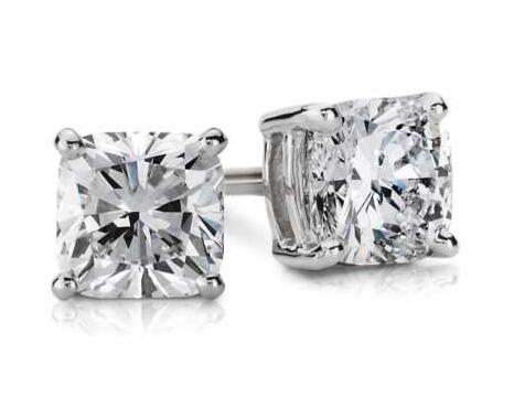 

4Ct Cushion Cut 18K White Gold Brilliant Screw Back Stud Earrings, Golden;silver