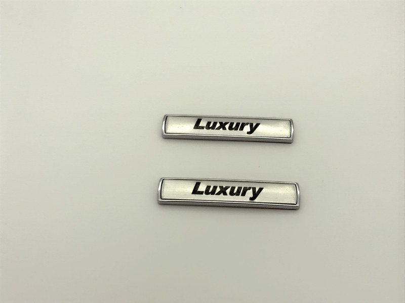 

Sport/Luxury/Urban/Modern 2Pcs Auto Car Emblem Badge Decal Sticker Fender For BMW 1356 Series, Silver