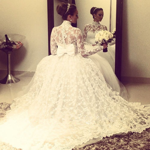 

2019 Elegant High Neck Lace Wedding Dresses Lace Floor Length Ball Gown Puffy Bridal Gown Custom Made Back Zipper For Church Wedding, Red