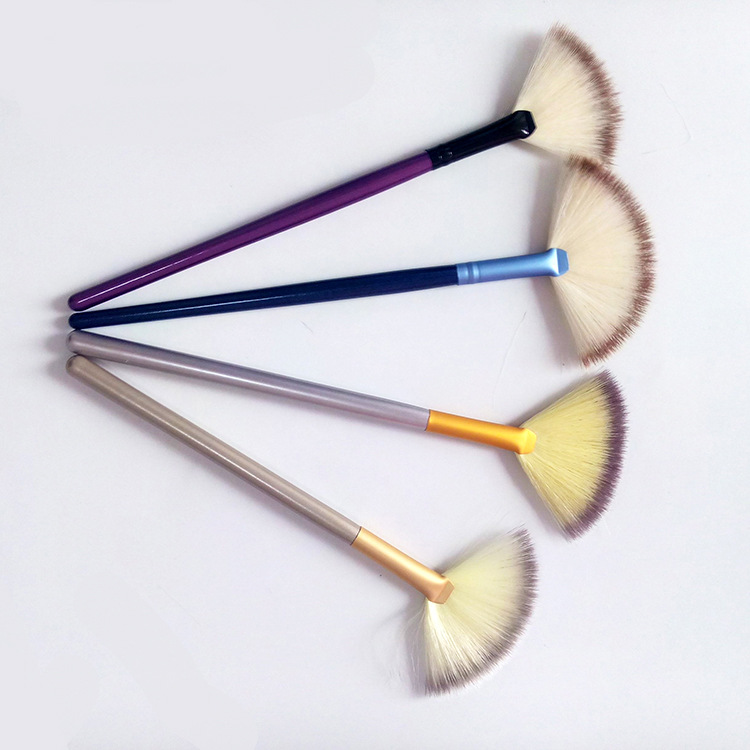 

Soft Fan Brush Portable Slim Professional Makeup Brush Small Size Foundation brushes with different colors DHL free shipping