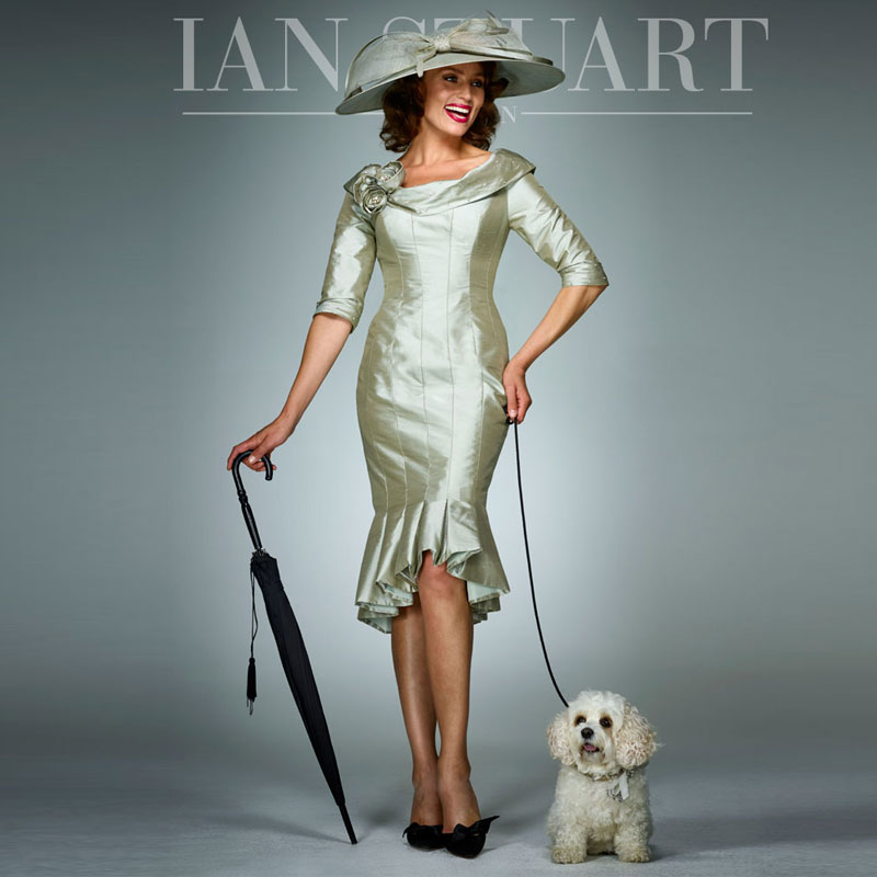 

Beaded Taffeta Mother Of The Bride Dresses With Half Sleeve Bateau Neck Wedding Guest Dress Knee Length Sheath Plus Size Evening Gowns