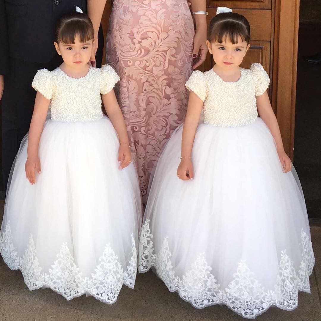 

Lovely Pearls Ball Gown Flower Girl Dresses For Weddings Lace Appliques Little Girls Pageant Dress Short Sleeves Tulle First Communion Gowns, Red