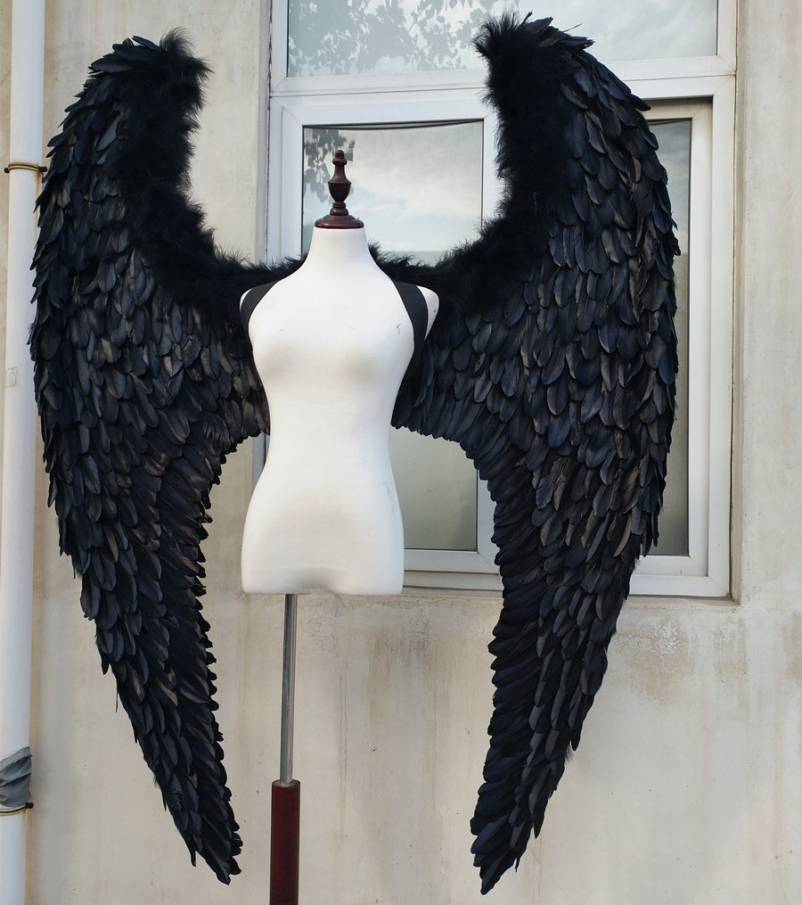 

Adult's big black Devil feather wings for Model stage show catwalk Displays shooting props Fashion accessories Pure handmade