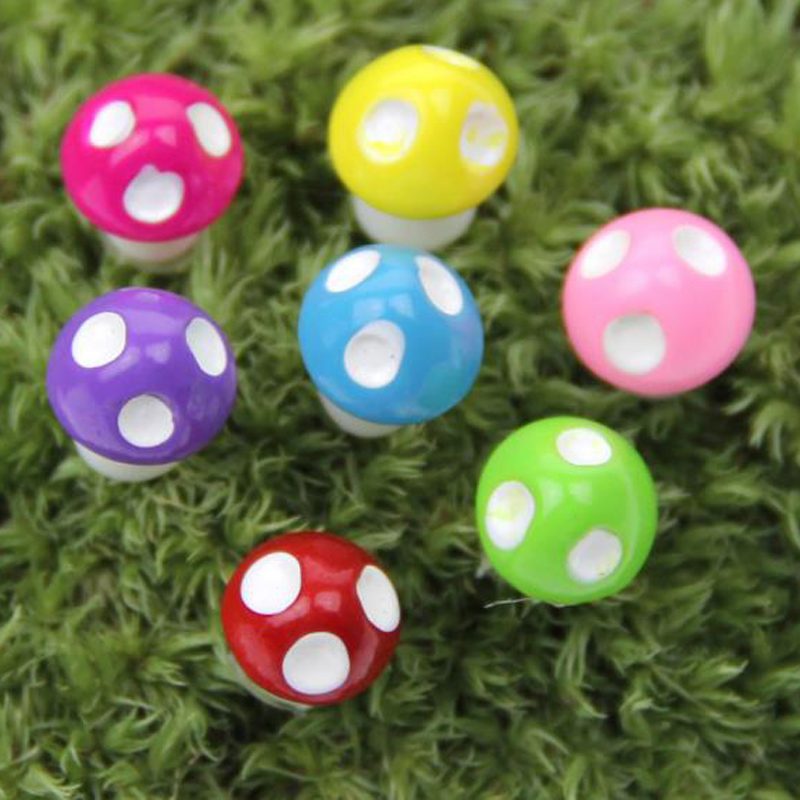 

20pcs mini resin crafts Decoration Miniature Dot Mushrooms fairy gnome terrarium Party Garden Decor Miniature Microlandschaft