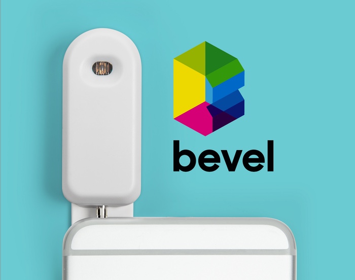 

Bevel turns your smartphone into a 3D Camera Bevel 3D scanner plug in phone, White