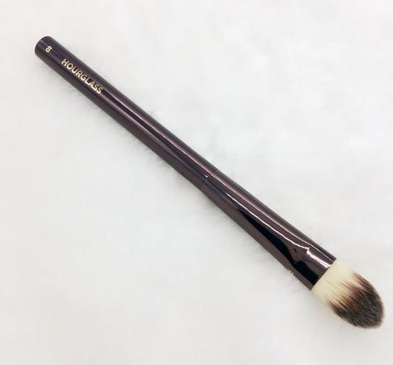 

8 # hourglass large concealer brush detail foundation brush makeup brush