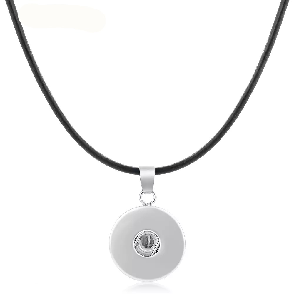 

Fashion Women Alloy NOOSA Nosa Chunks Necklace 18mm Ginger Snap Button Charm Pendant Necklace Interchangeable Jewelry, Silver