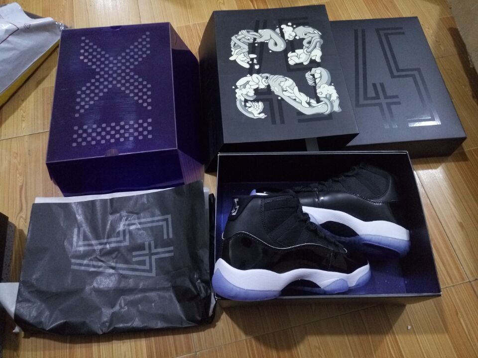 

New Space Jam 11s mens basketball shoes Sneaker Patent Leather Sports Shoes 11 Women Athletic boots, Space jam 45