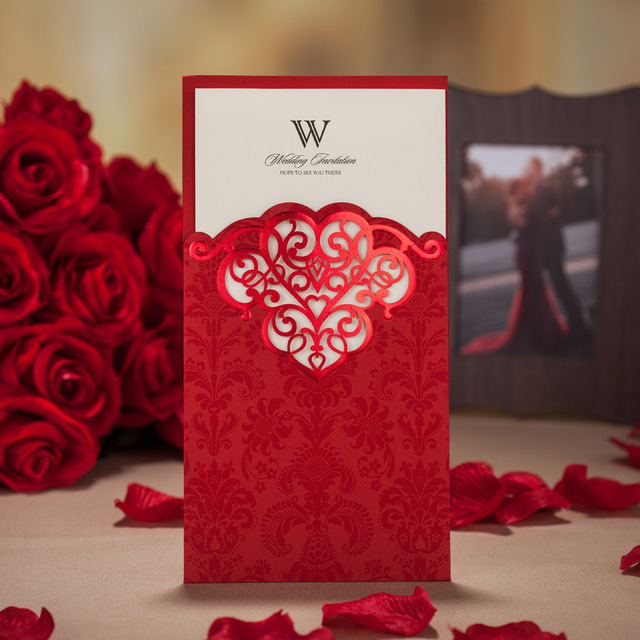 

Wholesale- Personalized Well-Quality Handwork Wedding Invitation Cards Laser Cut Cards with Envelope in Gold Red and Purple, 50 Pcs/ Lot