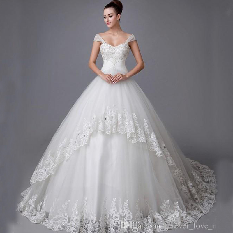

Ball Gown Wedding Dresses Applique Crystal Beads Lace Sleeveless Sweetheart Neckline With Straps Tulle Wedding Gowns, Champagne