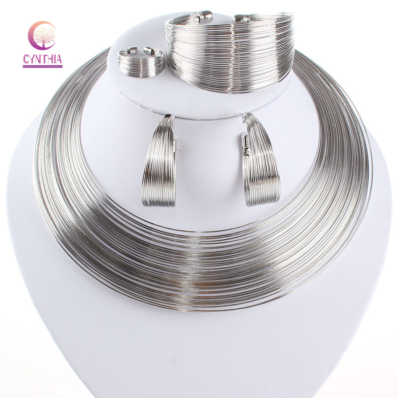 Mode Dubaï bijoux ensembles femmes africaines fil d'or collier Bracelet boucles d'oreilles bague bijoux ensemble Nigérian bijoux en or