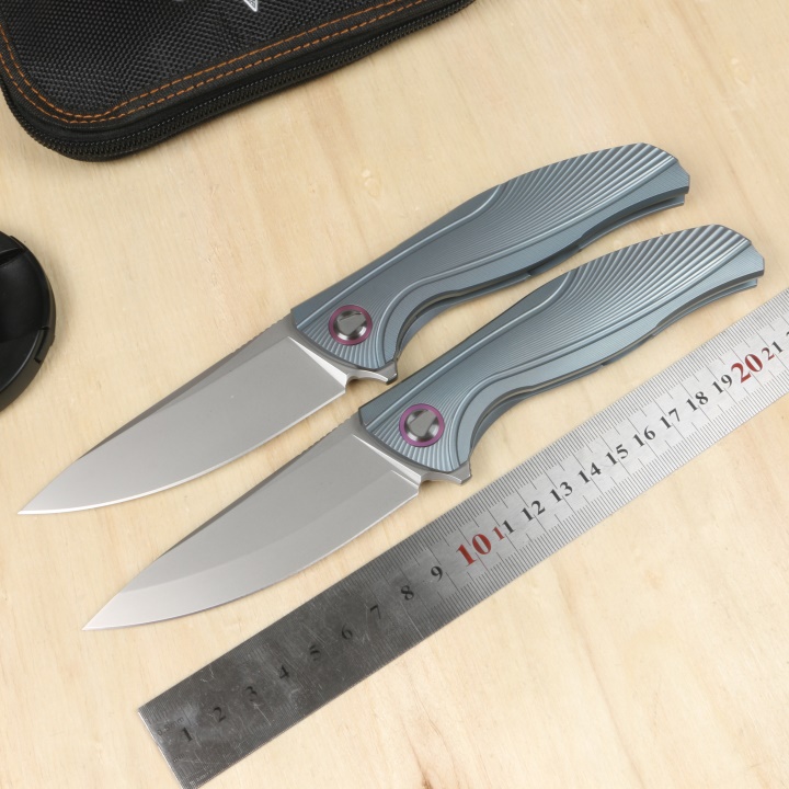 

2017 hot thorn green thorn F7 Hunting Folding Pocket Knife Survival Knife Xmas gift for men 1pcs freeshipping