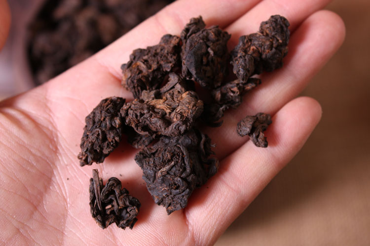 

250g Royal Puer tea,1995Year old Fermented puerh tea,LaoChaTou pu`er tea,pu erh tea,Free Shipping