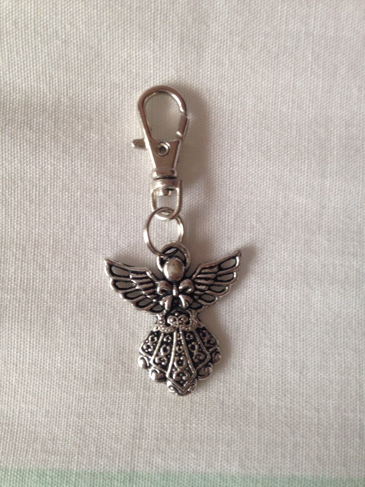

Hot 50pcs Fashion Vintage Silver Alloy Angel Charm Keychain Gifts Key Ring Fit DIY Key Chains Accessories Jewelry1, Slivery;golden